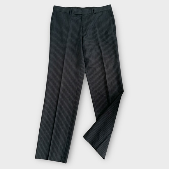 Hugo Boss Suit - Picture 9 of 16